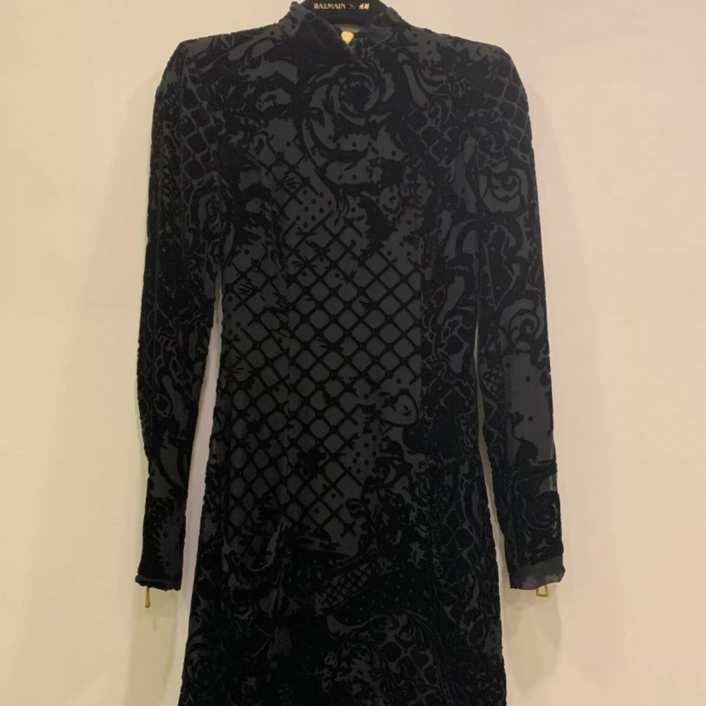 NWT Balmain x H&M Velvet Dress SOLD OUT - Picture 6 of 9